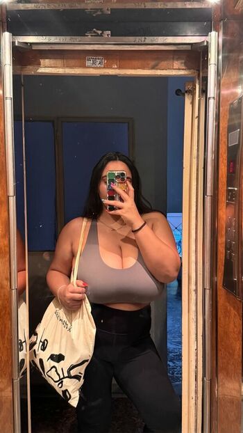 Full leaked Abir arous private onlyfans photo