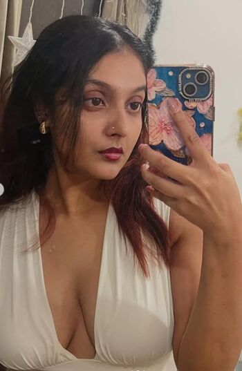 Full leaked Aishu private onlyfans photo