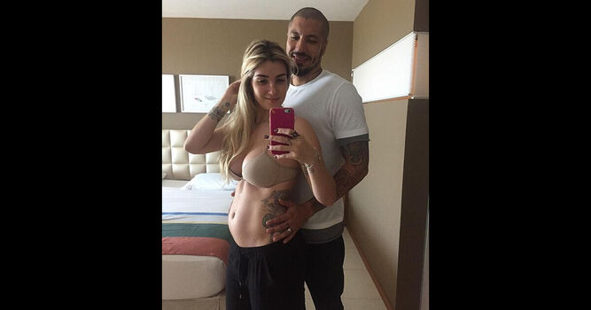 Full leaked Aline gotschalg private onlyfans photo