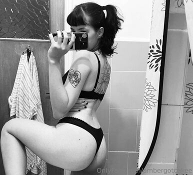 ambergotcakeee