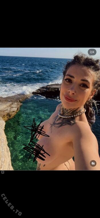 Full leaked Amk private onlyfans photo