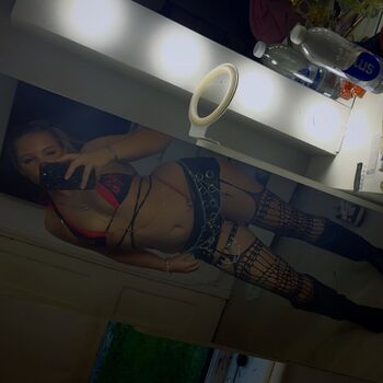 Full leaked Amyyxmcl private onlyfans photo