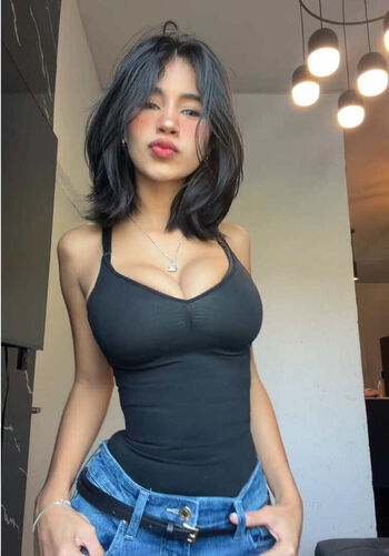 Full leaked Angelinadiiaz private onlyfans photo