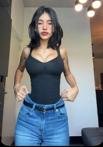Full leaked Angelinadiiaz private onlyfans photo