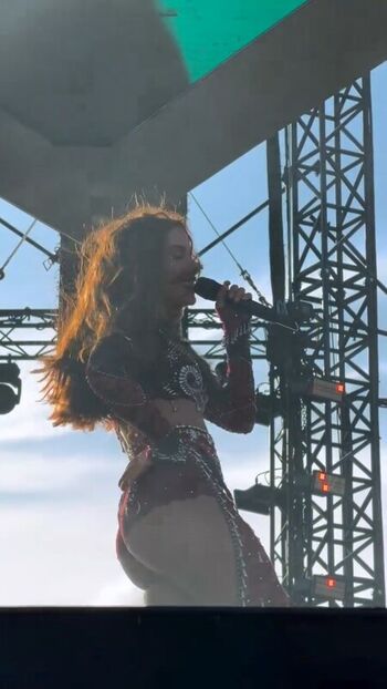 Full leaked Anitta private onlyfans photo
