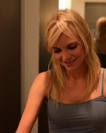 Full leaked Anna faris page private onlyfans photo