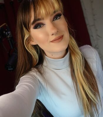 Full leaked Miaonni/ private onlyfans photo