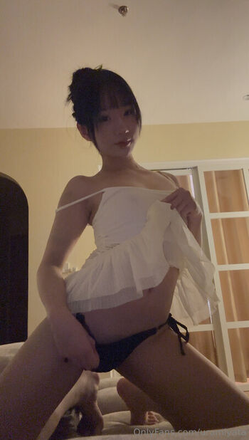 Asian Anna