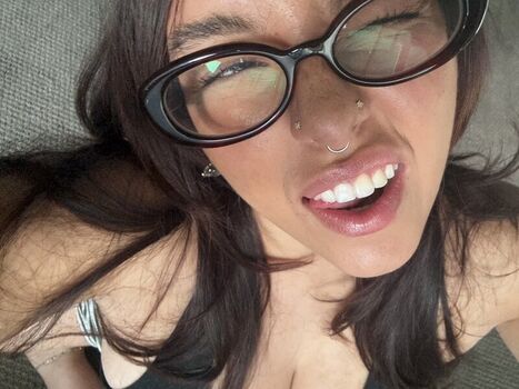 Full leaked Bittycrushx private onlyfans photo