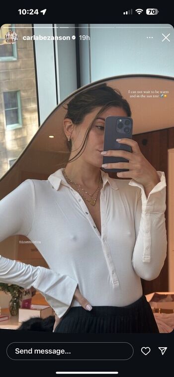 Full leaked Carla bezanson page private onlyfans photo