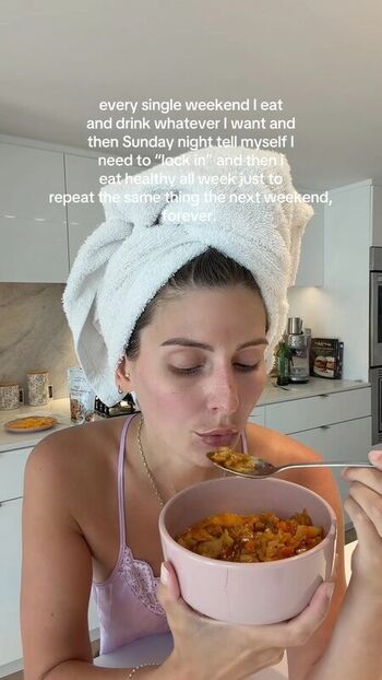 Full leaked Carla bezanson page private onlyfans photo