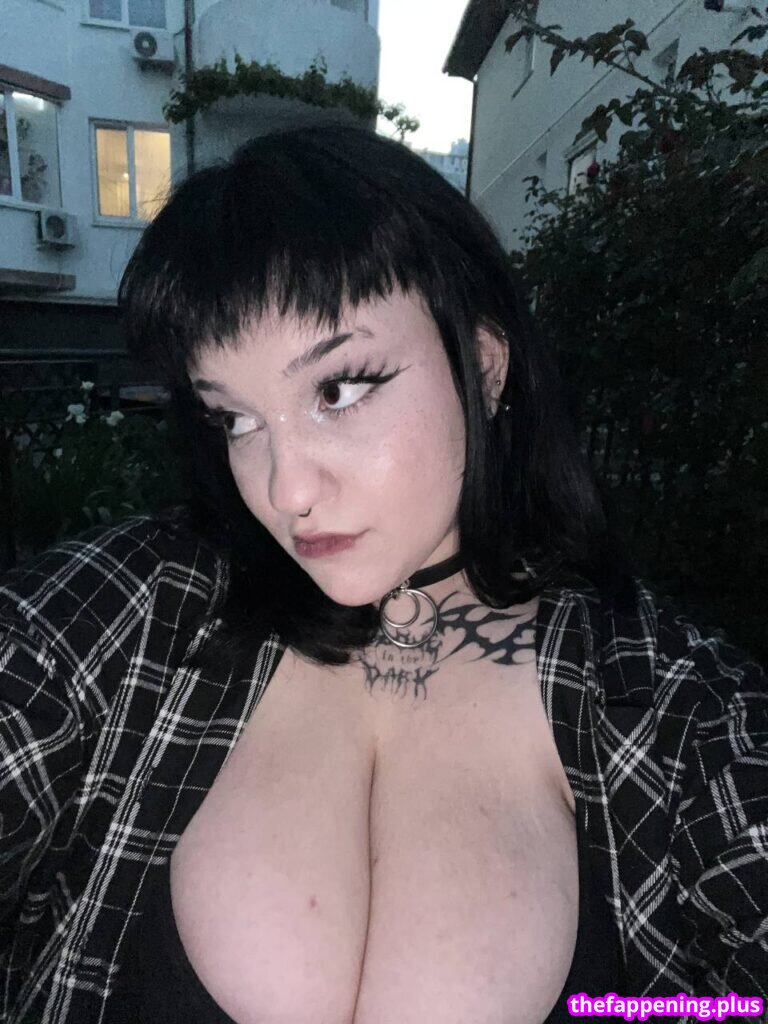 cchmonyaa Meztelen OnlyFans Fotó #7