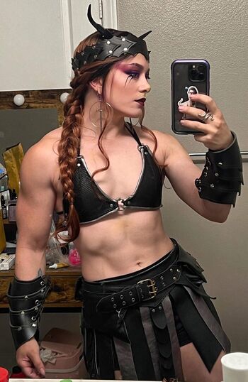 Claire Max