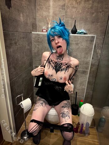 coy emo