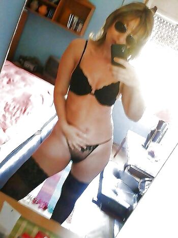 Full leaked Domace matorke milf ex yu  page private onlyfans photo