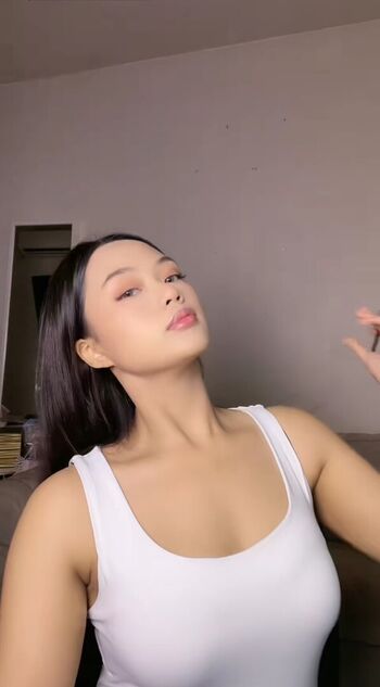 Full leaked Ellesyanamira private onlyfans photo