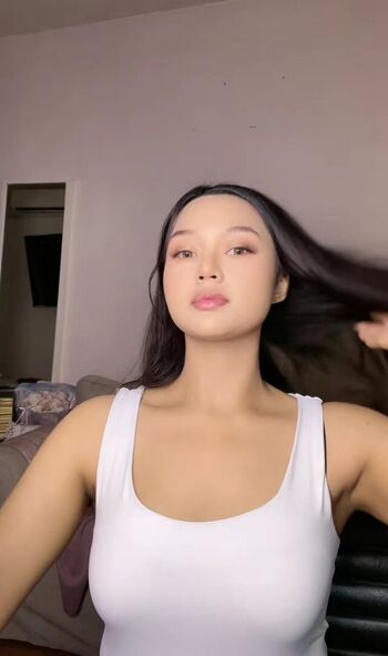 Full leaked Ellesyanamira private onlyfans photo