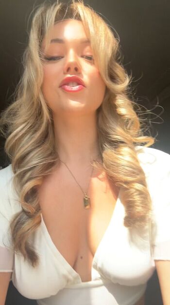 Full leaked Ellie dadd private onlyfans photo