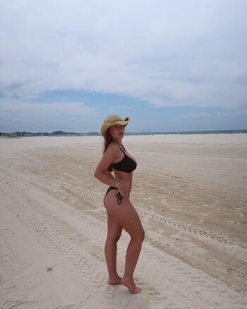 Full leaked Ellie warmbrunn page private onlyfans photo