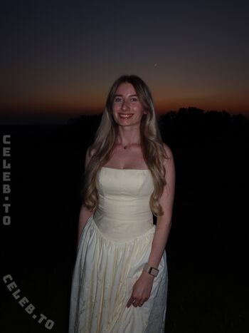 Full leaked Empresslaurasophie private onlyfans photo