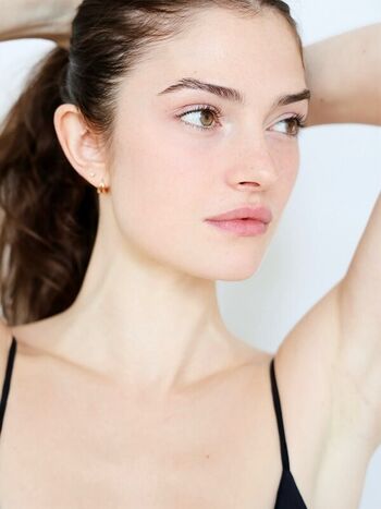 Eve Dumon