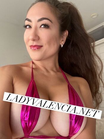 Full leaked Femdom mistress private onlyfans photo