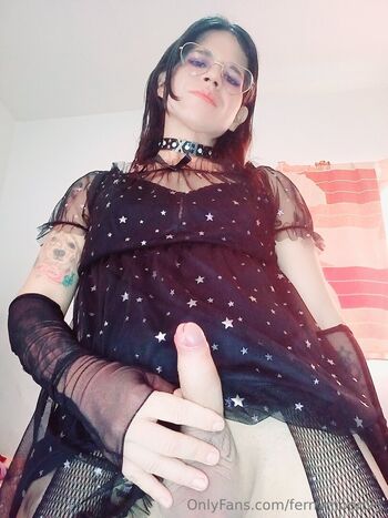 Full leaked Fernydarkmoon private onlyfans photo