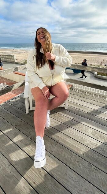 Hannah Rhodes