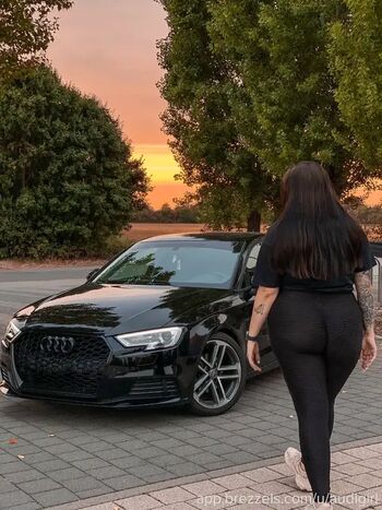 Full leaked Helenasaudi private onlyfans photo