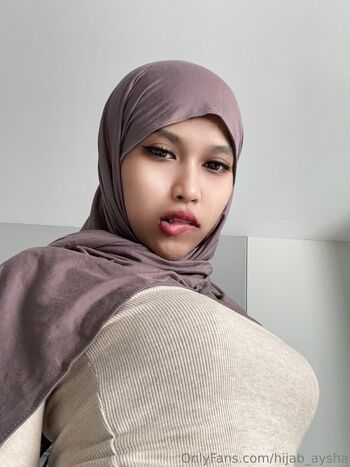 hijab_aysha