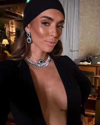 Hilona Gos