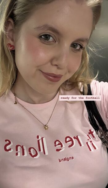 Full leaked Hoxieloxie private onlyfans photo