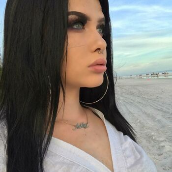 Full leaked Hrdluvr private onlyfans photo