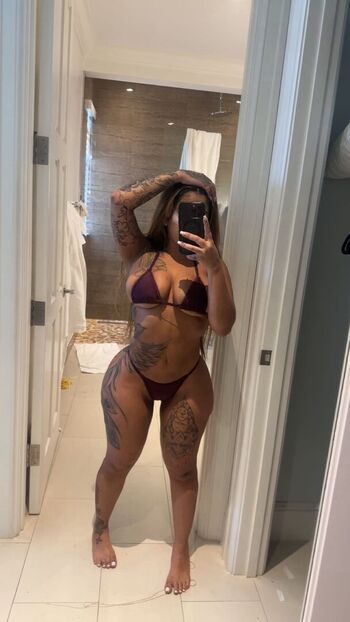 Full leaked Iluvjuicy private onlyfans photo