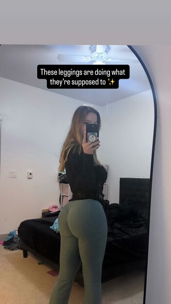 Full leaked Izzy g private onlyfans photo