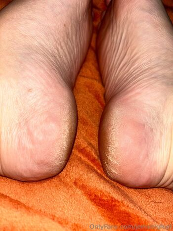 Full leaked Jemsbigfeet private onlyfans photo
