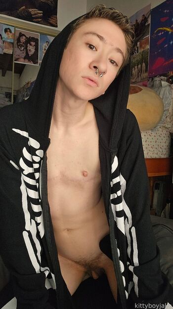 Full leaked Kittyboyjake private onlyfans photo