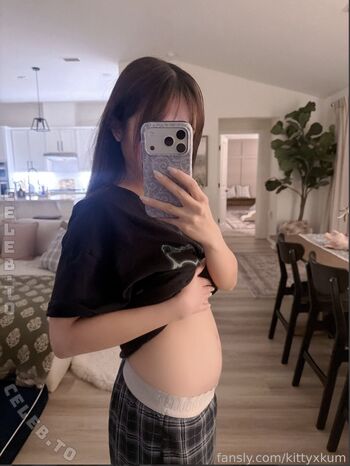 Full leaked Kittyxkum private onlyfans photo