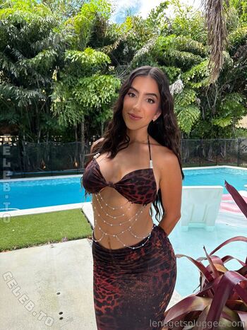 Full leaked Lena the plug  page private onlyfans photo
