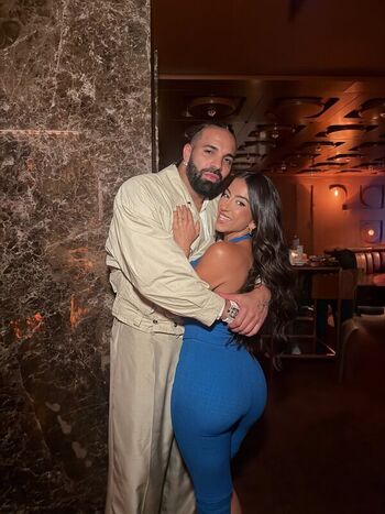 Full leaked Lena the plug  page private onlyfans photo