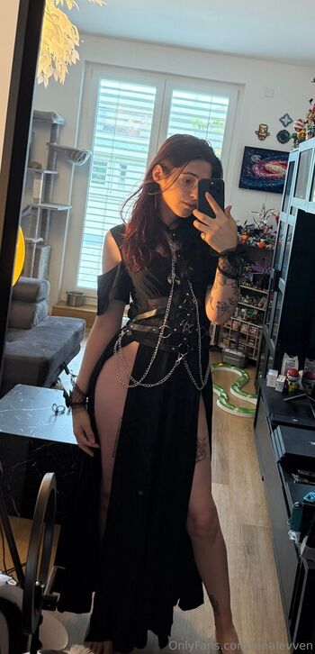 Full leaked Lenalevven private onlyfans photo
