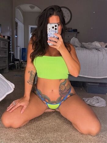 Full leaked Lilmissmac private onlyfans photo