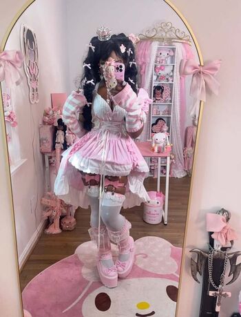 Full leaked Lilrawrs private onlyfans photo