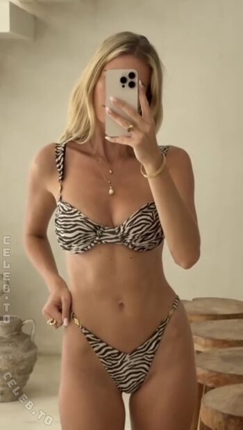 Full leaked Lolydaa private onlyfans photo