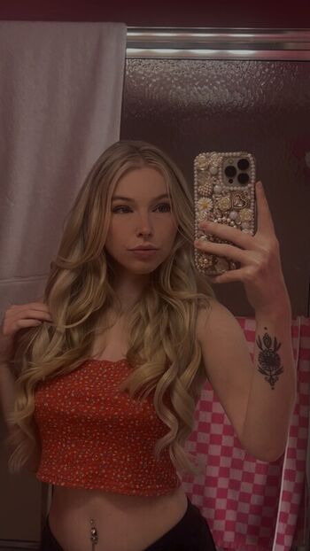 Full leaked Loveabilities private onlyfans photo