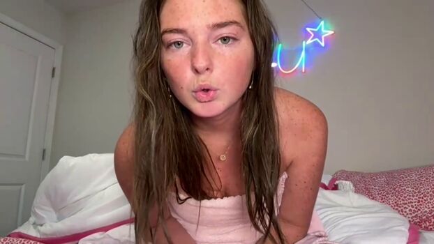 Full leaked Luluxoxo private onlyfans photo