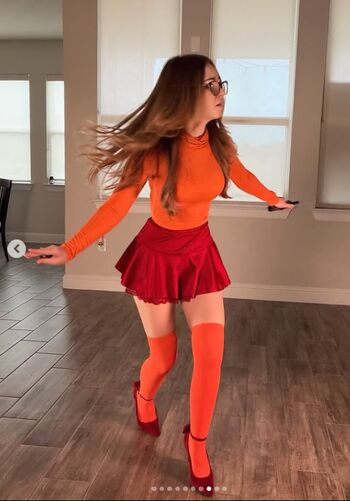 Full leaked Lyssaurora private onlyfans photo