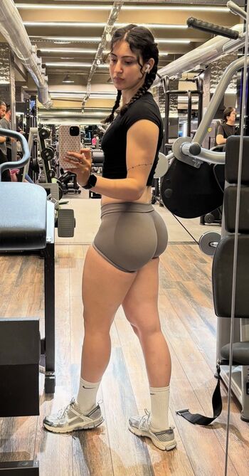 Full leaked Maia maee private onlyfans photo