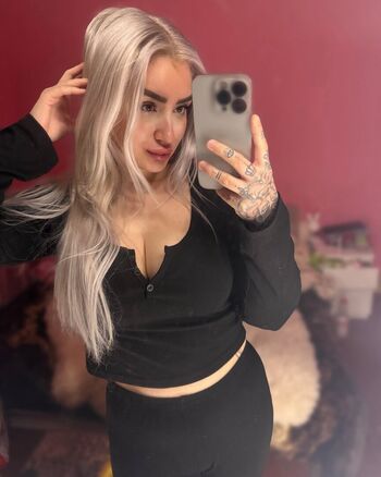 Full leaked Malleflava private onlyfans photo