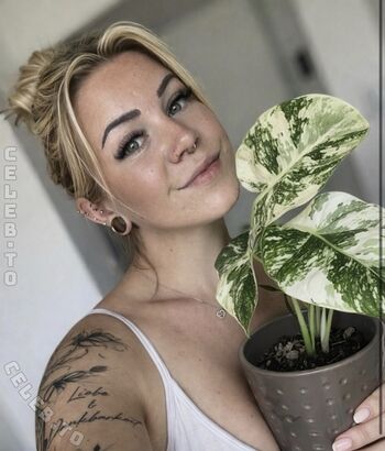 Full leaked Marisacarry private onlyfans photo